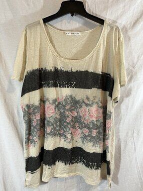 Maurice’s Women’s NWOT 4X Ivory Floral T-Shirt